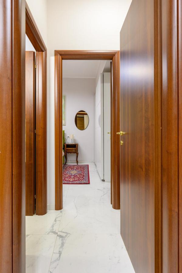 Luxury Apartment Re Di Roma Exterior foto